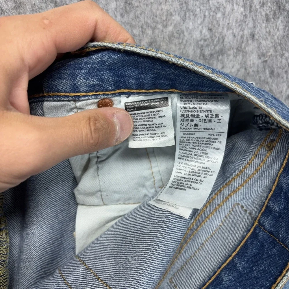 Levi's Premium 501 '93 Jeans Men's 30 x 32 Blue Distressed Button Fly Straight